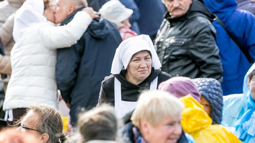 Popiežius Pranciškus meldėsi Santakos parke