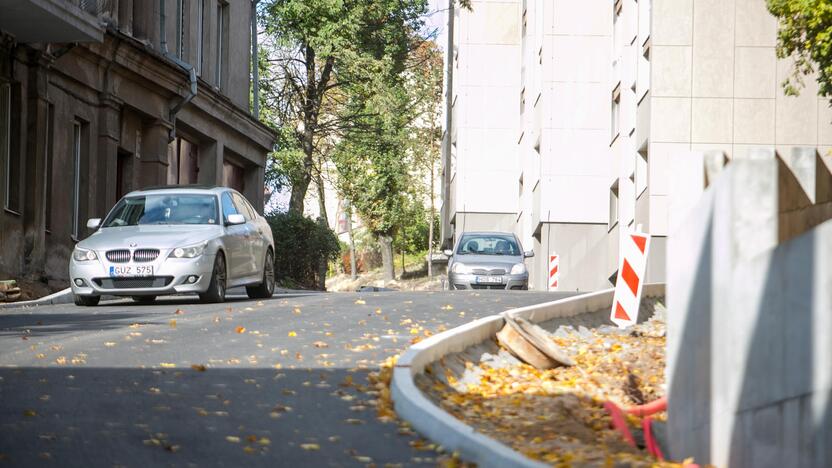 Po remonto atnaujintas eismas Žemaičių gatvės įkalne