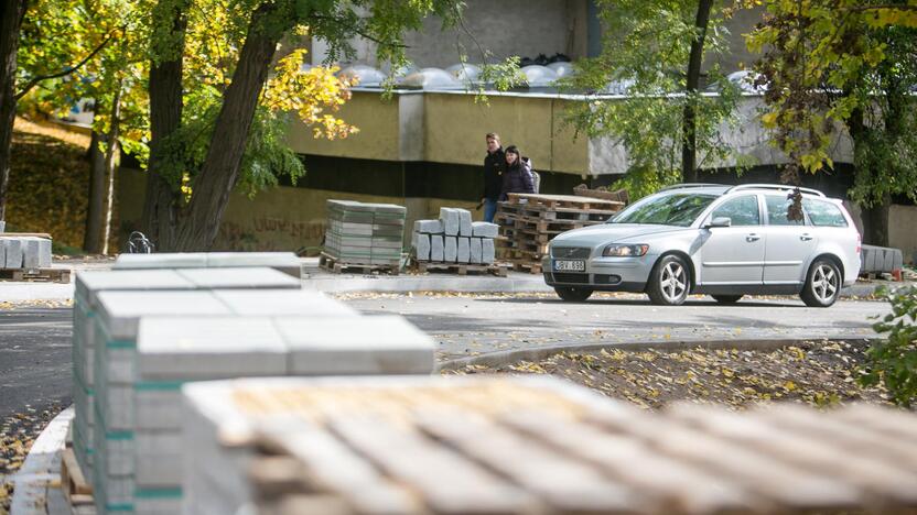 Po remonto atnaujintas eismas Žemaičių gatvės įkalne