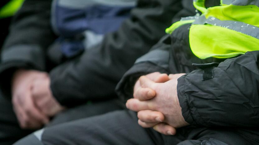 Stadioną statančių turkų protestas