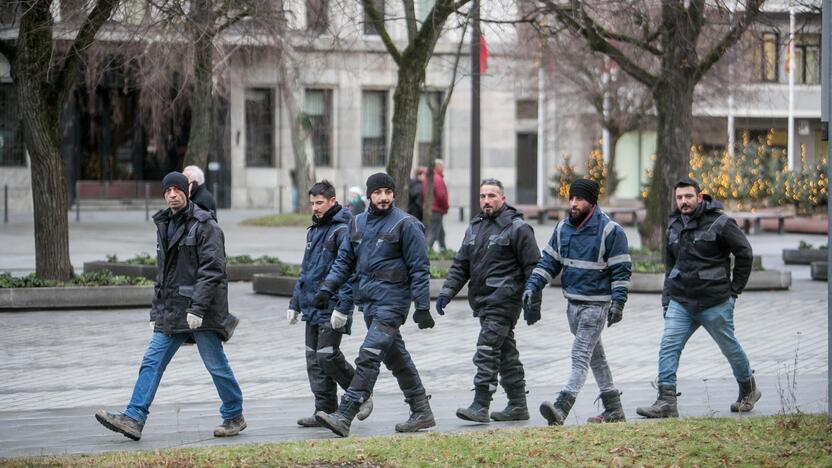 Stadioną statančių turkų protestas