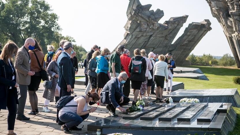 Lietuvos žydų genocido aukų dienos minėjimas IX forte