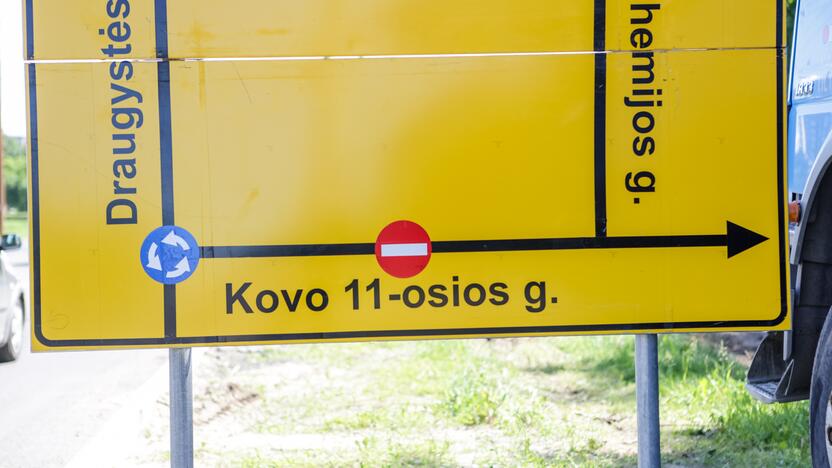 Uždaryta Kovo 11-osios gatvės atkarpa