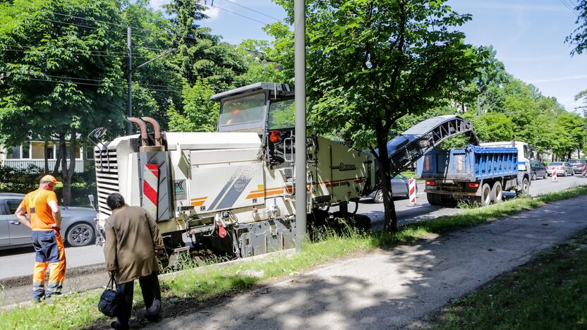 Uždaryta Kovo 11-osios gatvės atkarpa