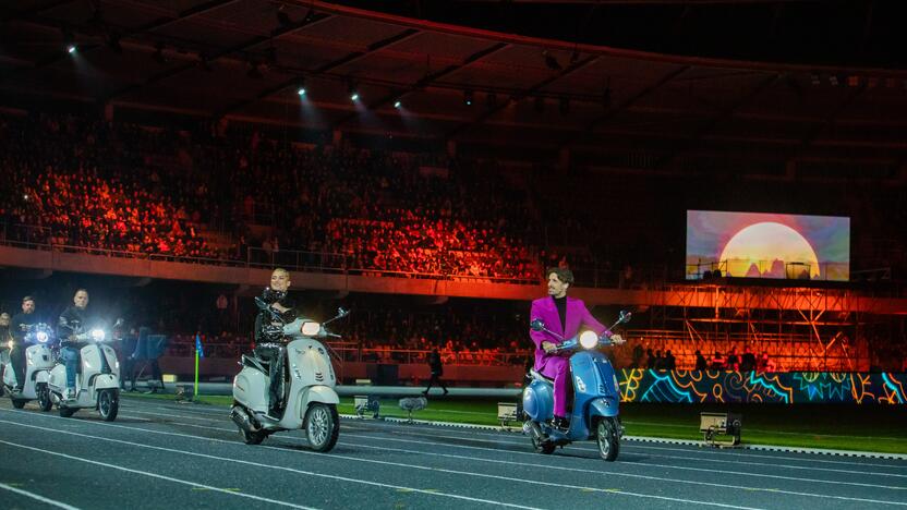 Dariaus ir Girėno stadiono atidarymo koncertas