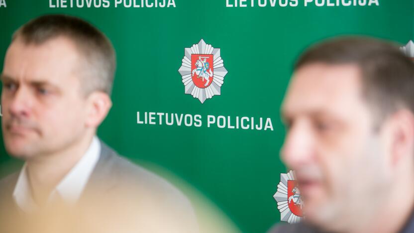 Kauno policijos spaudos konferencija dėl nuslėptų mokesčių