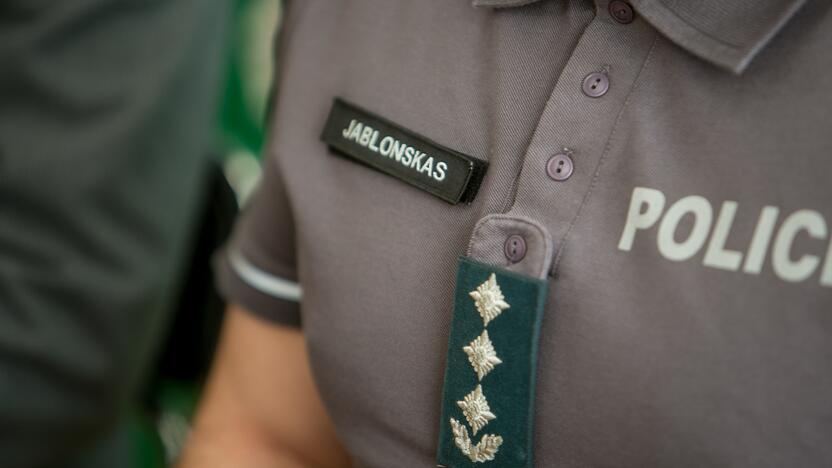 Kauno policijos spaudos konferencija dėl nuslėptų mokesčių