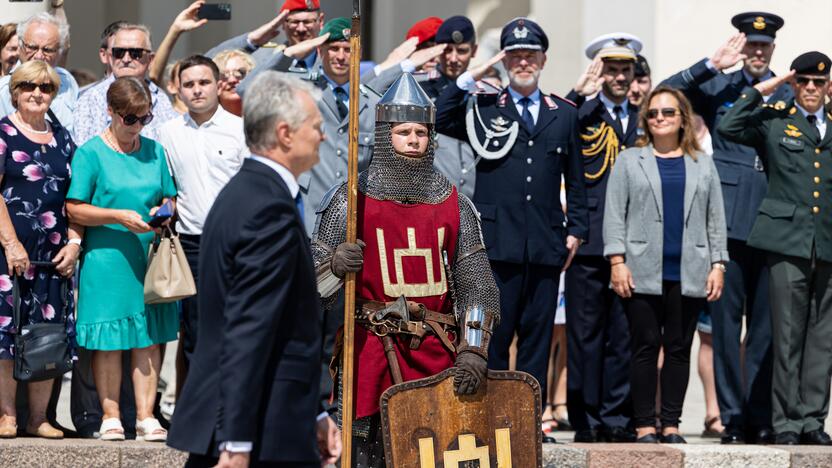 Lietuvos ginkluotųjų pajėgų vėliavų, būrių ir vadų rikiuotė