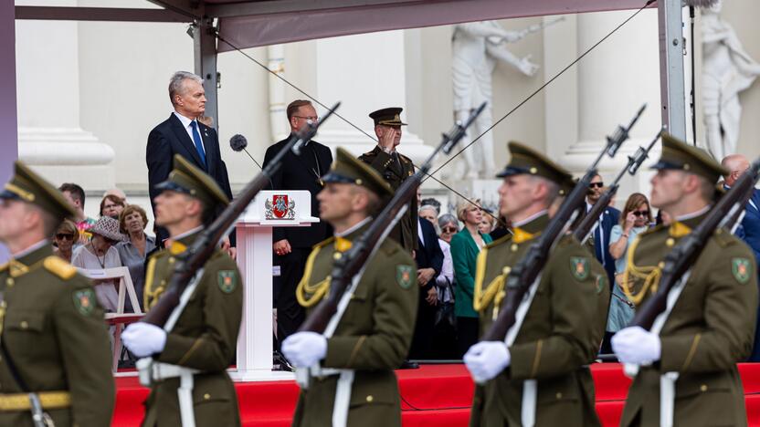 Lietuvos ginkluotųjų pajėgų vėliavų, būrių ir vadų rikiuotė