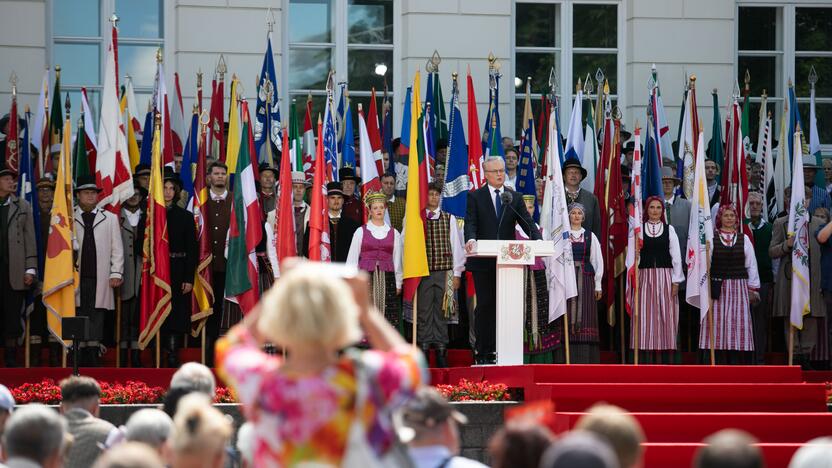 Iškilminga Respublikos Prezidento vėliavos keitimo ceremonija