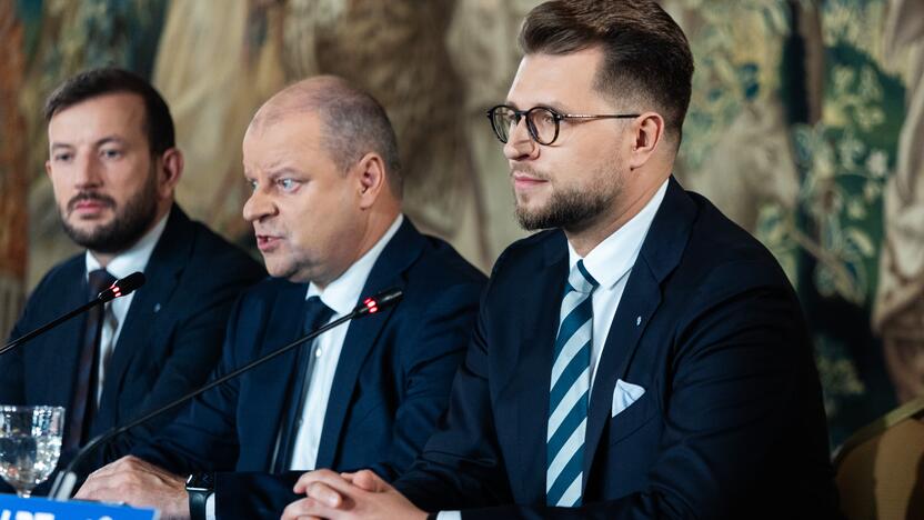 Po Seimo rinkimų: demokratų sąjungos „Vardan Lietuvos“ spaudos konferencija