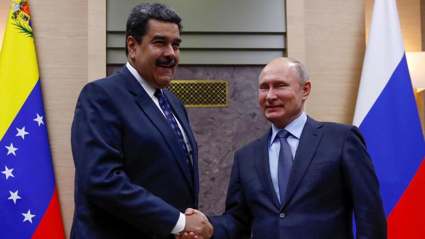 Nicolas Maduro (kairėje) ir Vladimiras Putinas