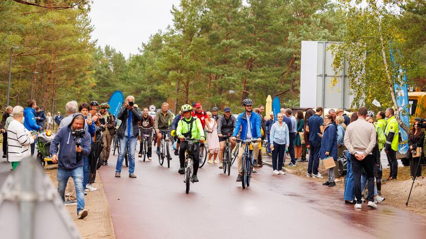 Rekonstruotas Kuršių nerijos dviračių takas