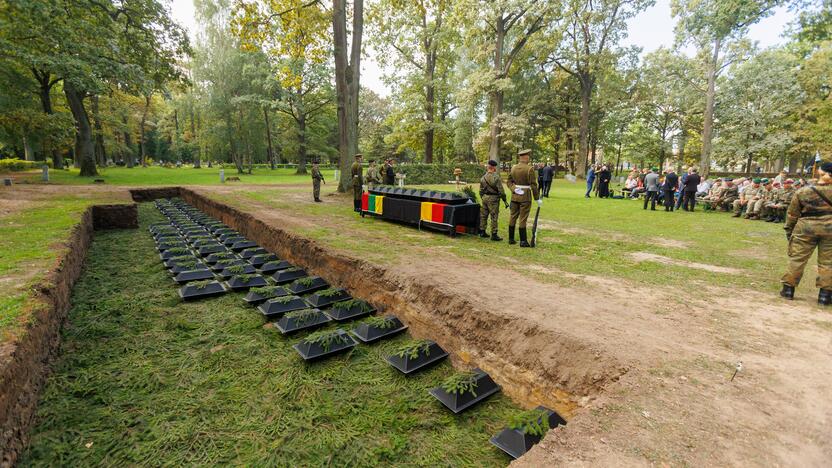 Kauno karių kapinėse perlaidoti vokiečių kariai