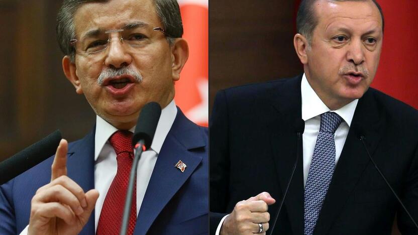 Ahmetas Davutoglu ir Recepas Tayyipas Erdoganas