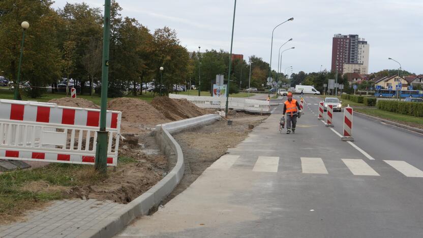 Pasikeitė: darbai Statybininkų prospekte startavo šių metų rudenį, buvo tikimasi, kad juos spės užbaigti dar iki Naujųjų.