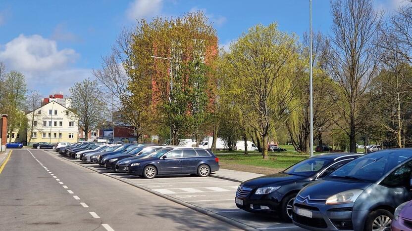 Pažadas: planuojama, kad ir kitose uostamiesčio vietose netrukus atsiras vietų automobiliams.