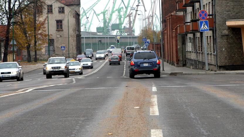 Sąlygos: kelininkai perspėja, kad sudėtingiausios vairavimui sąlygos gali būti įkalnėse arba virš tiltų ir viadukų.