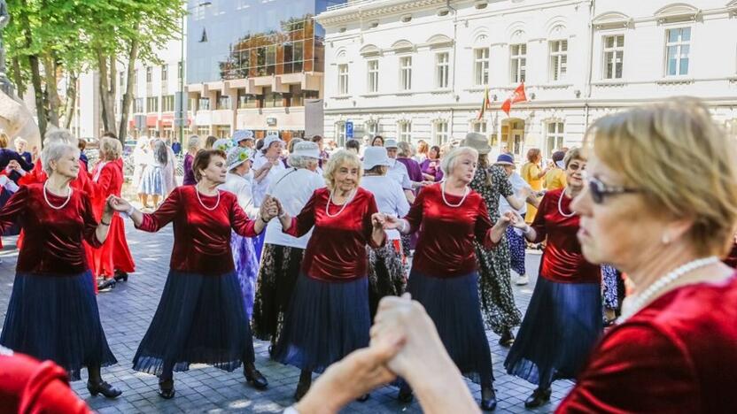 Senėjimas: Klaipėdoje gyvena daugiau pensinio amžiaus žmonių nei vaikų iki 15 m. amžiaus.