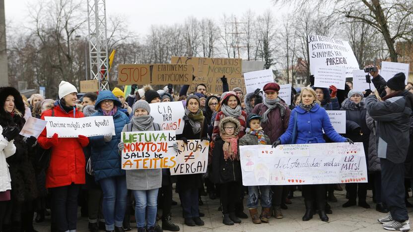 Protestas: pastarieji pedagogų streikai visoje Lietuvoje, taip pat ir Klaipėdoje, buvo surengti 2018 m. lapkritį.