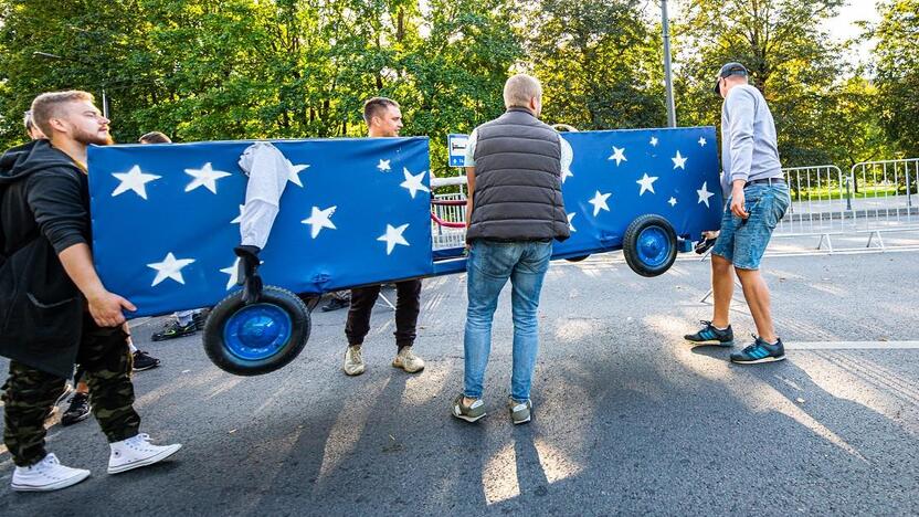 Pasiruošimas „Red Bull muilinių lenktynėms“