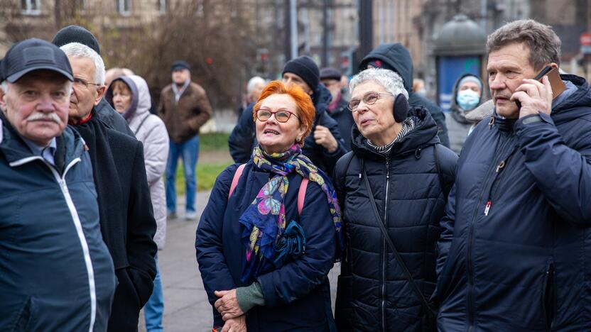 Vilniuje nukeltas P. Cvirkos paminklas