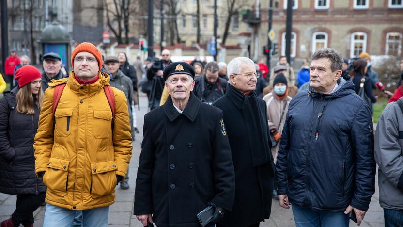 Vilniuje nukeltas P. Cvirkos paminklas