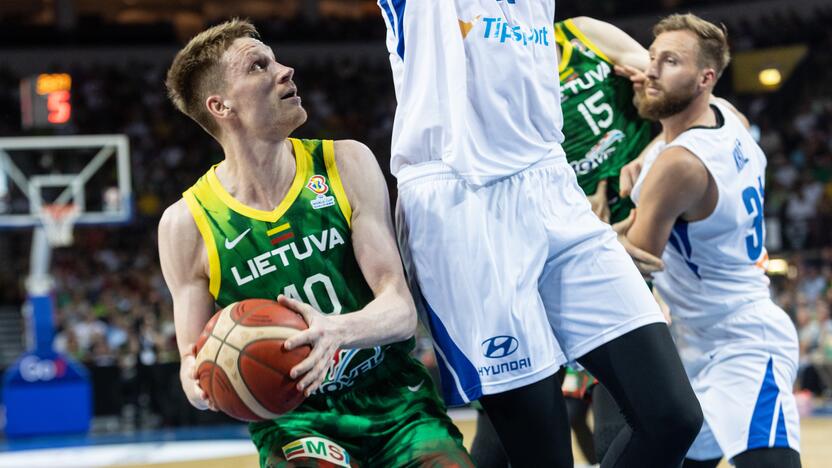 Pasaulio krepšinio čempionato atranka: Lietuva – Čekija 72:83