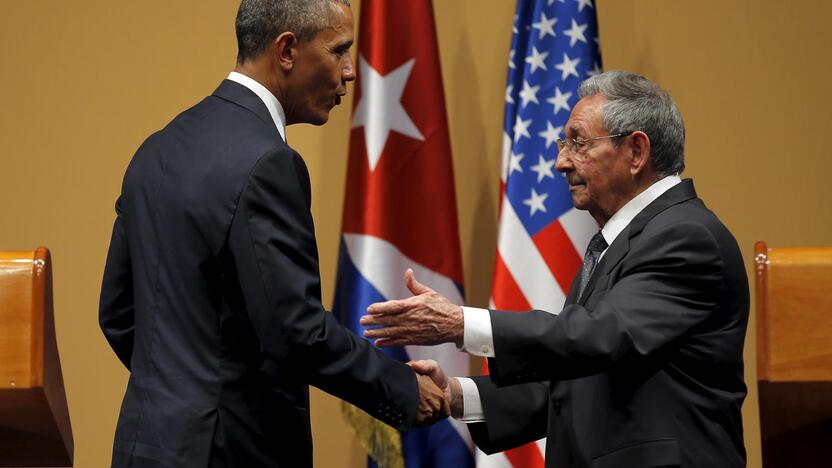 Barackas Obama ir Raulis Castro