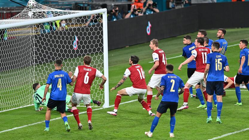 Europos futbolo čempionatas: Italija–Austrija 2:1