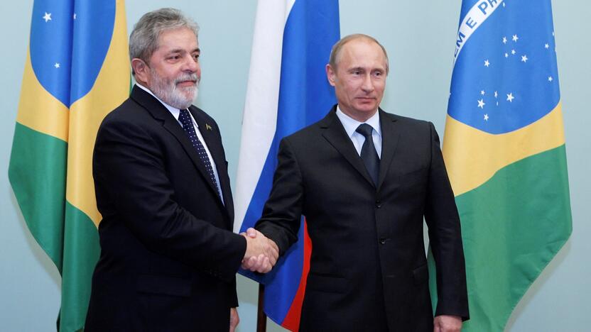  Luizas Inacio Lula da Silva ir Vladimiras Putinas