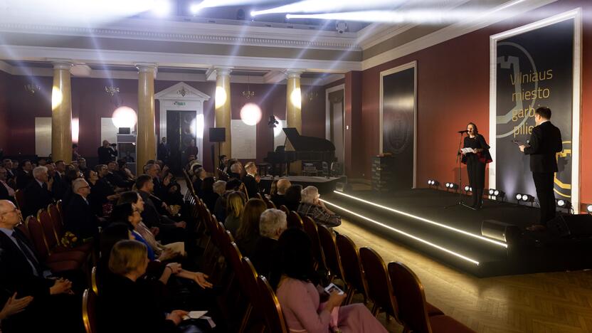 Vilniaus miesto garbės pilietės vardo suteikimo rašytojai K. Sabaliauskaitei ceremonija