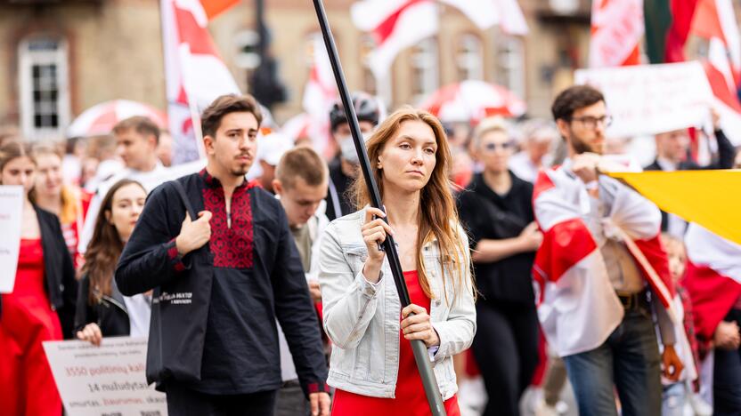 Baltarusių mitingas Katedros aikštėje