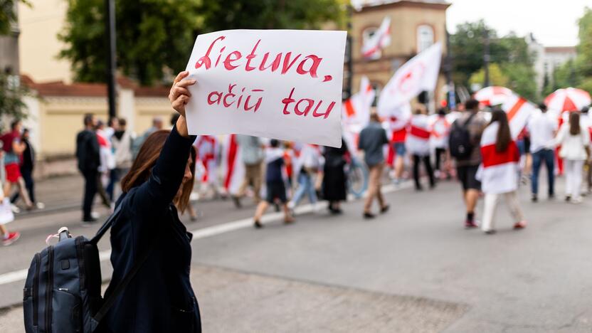 Baltarusių mitingas Katedros aikštėje