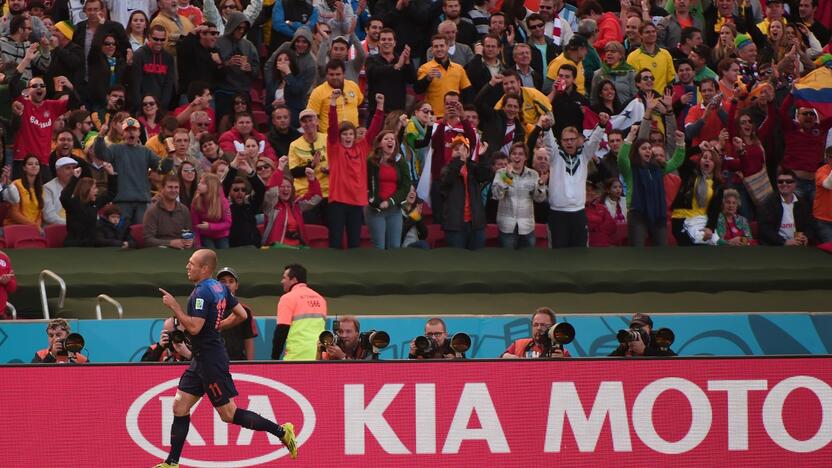 Pasaulio futbolo čempionatas: Olandija - Australija