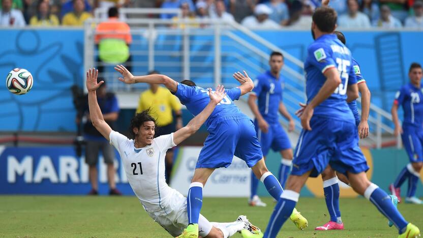 Pasaulio futbolo čempionatas: Italija - Urugvajus