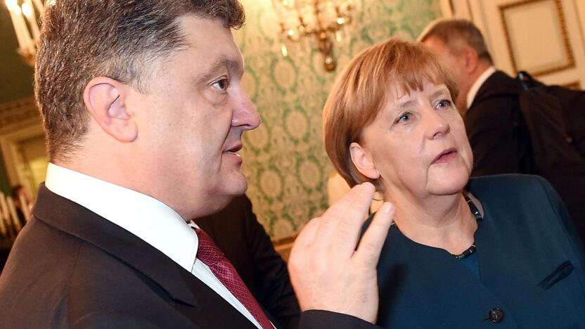 Petro Porošenka ir Angela Merkel