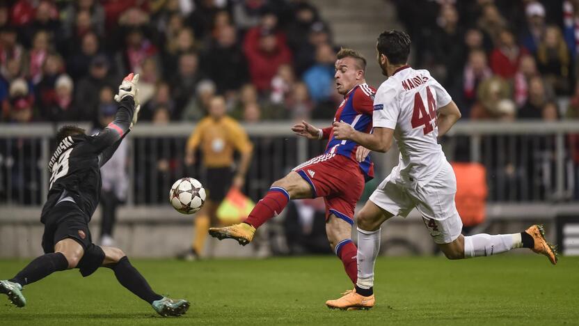 Miuncheno "Bayern" futbolininkai įveikė "AS Roma" komandą