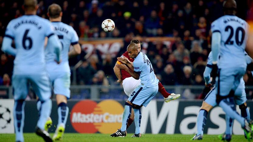 "Manchester City" futbolininkai įveikė "AS Roma" komandą