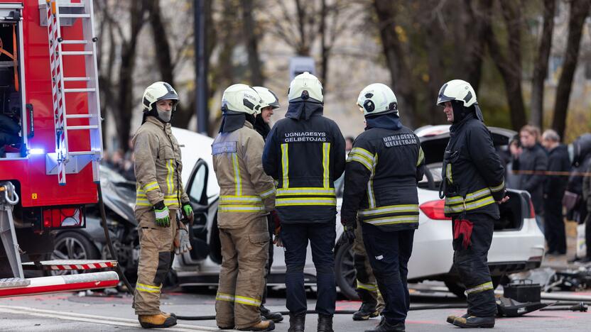 Trijų automobilių avarija Vilniuje