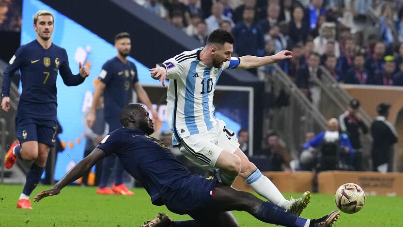 Pasaulio futbolo čempionato finalas: Argentina – Prancūzija