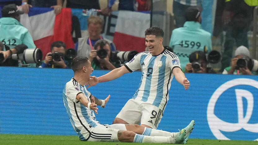 Pasaulio futbolo čempionato finalas: Argentina – Prancūzija