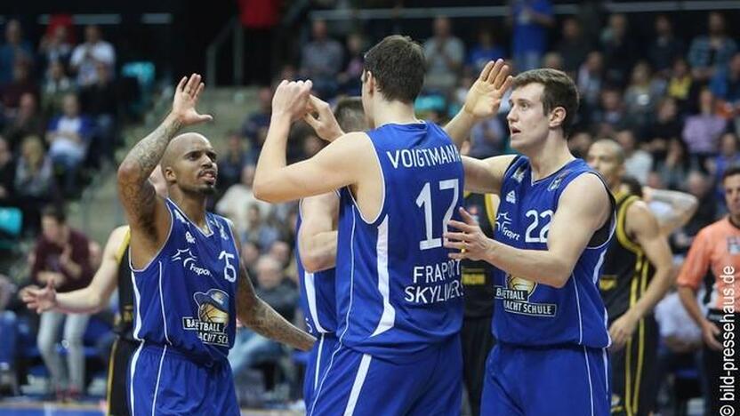 "Fraport Skyliners" įveikė Švedijos klubą