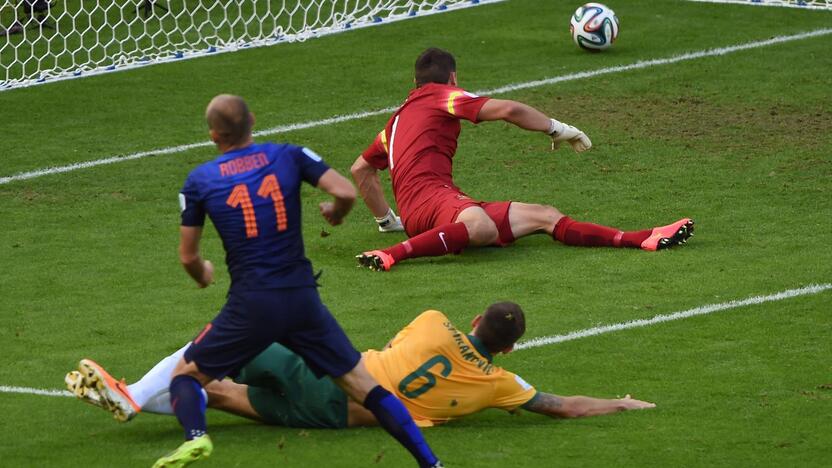 Pasaulio futbolo čempionatas: Olandija - Australija