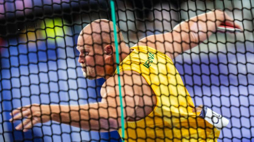 Olimpinių žaidynių disko metimo finalas