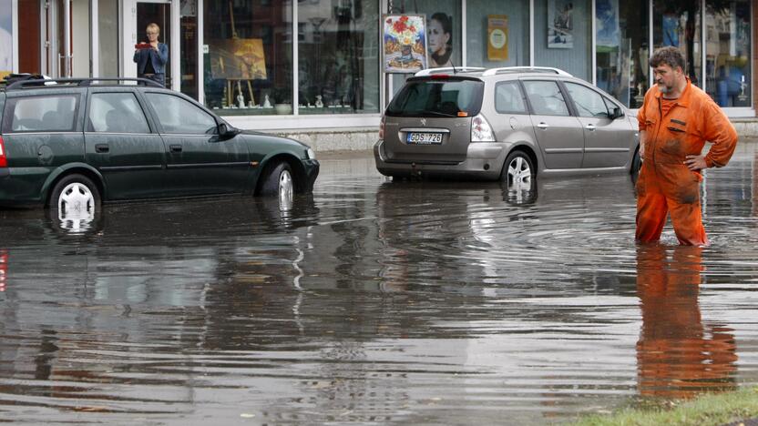 Uostamiestį skandino liūtis