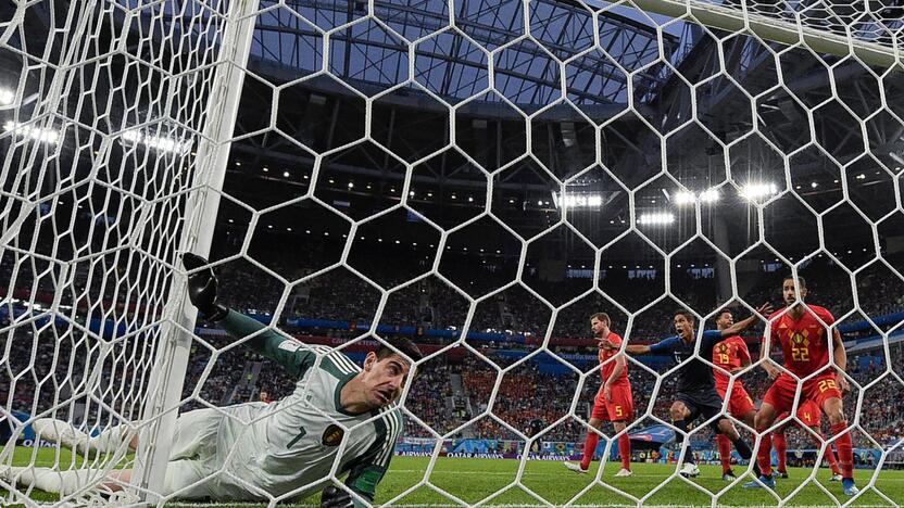 Pasaulio futbolo čempionato pusfinalis: Prancūzija - Belgija 1:0