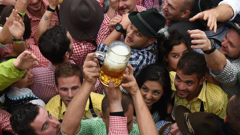 Prasidėjo alaus festivalis „Oktoberfest“