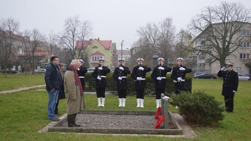 Karių pagerbimas Klaipėdos Vitės kapinėse