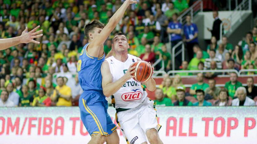 Europos krepšinio čempionatas: Lietuva - Ukraina 69:68